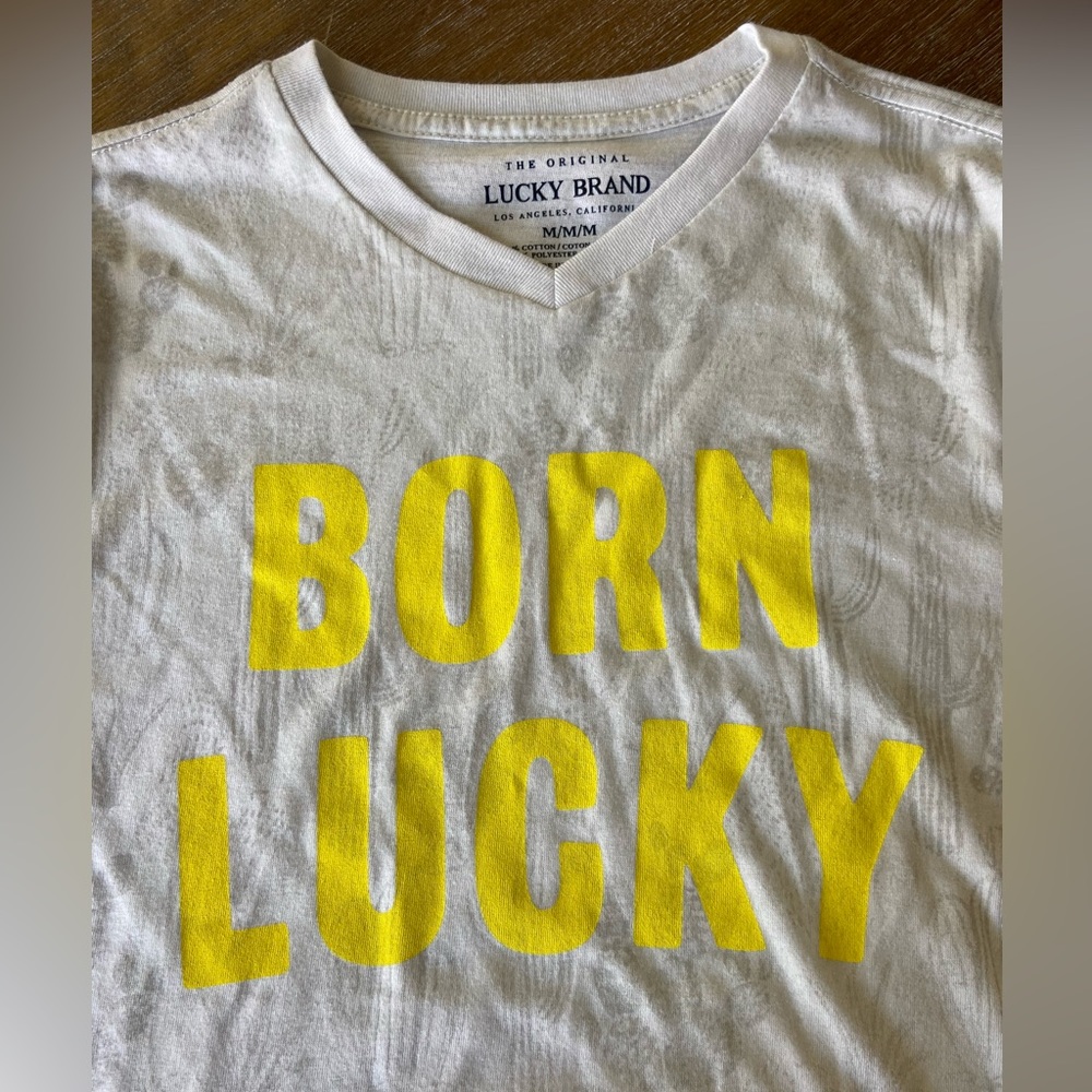 Boys LUCKY BRAND V Neck T-Shirt NWOT Sz M Kids
